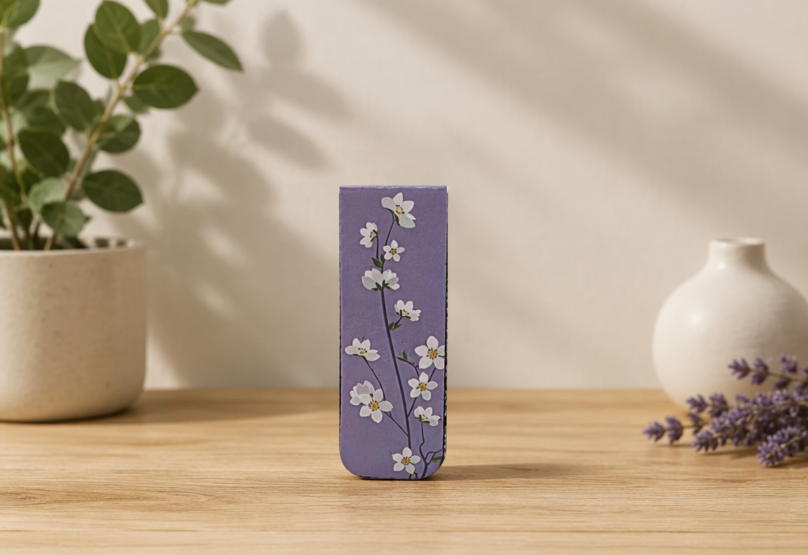 Magnetic bookmark