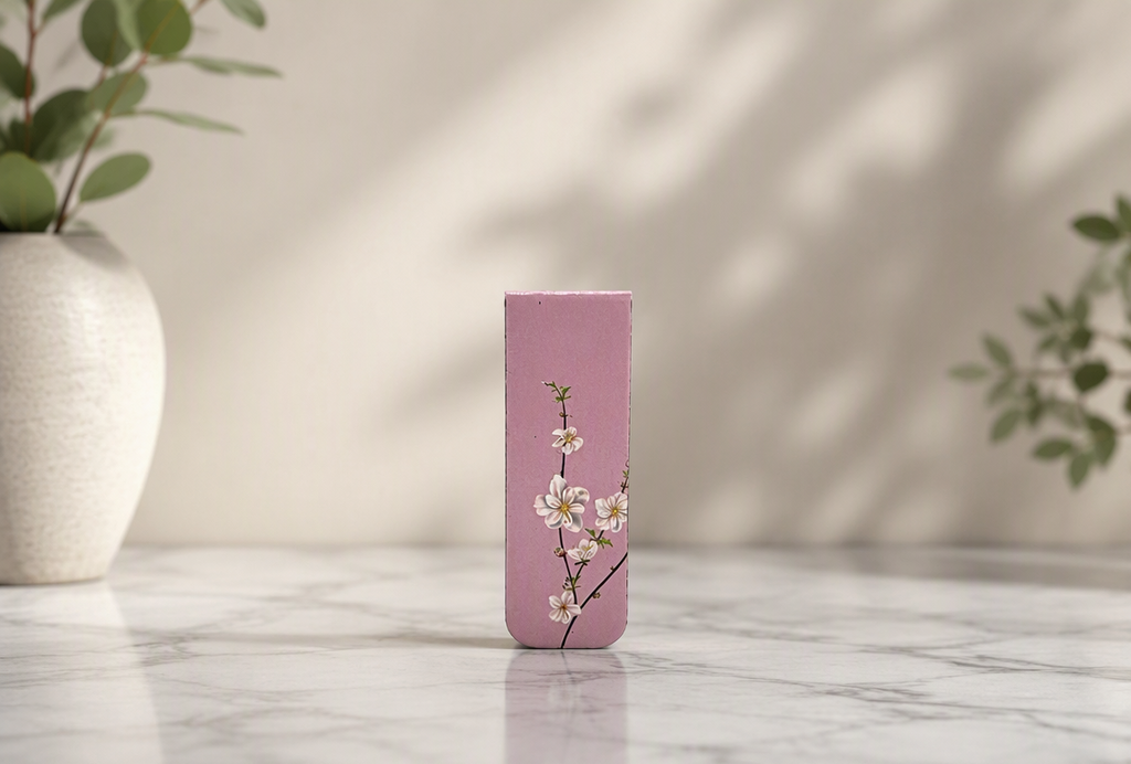 Magnetic bookmark